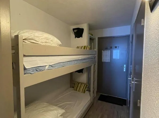 Lourea 4 Pers Retour Skis Au Pieds Ле дез Альп