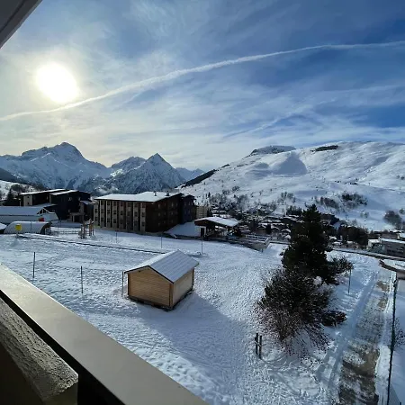 Lourea 4 Pers Retour Skis Au Pieds *